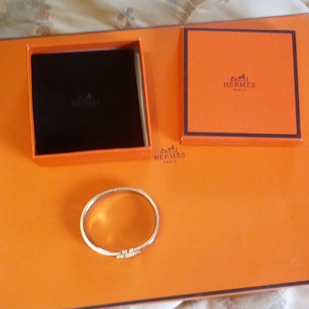 Hermes Click H Red & Silver Gm With Pouch & Box - image 3